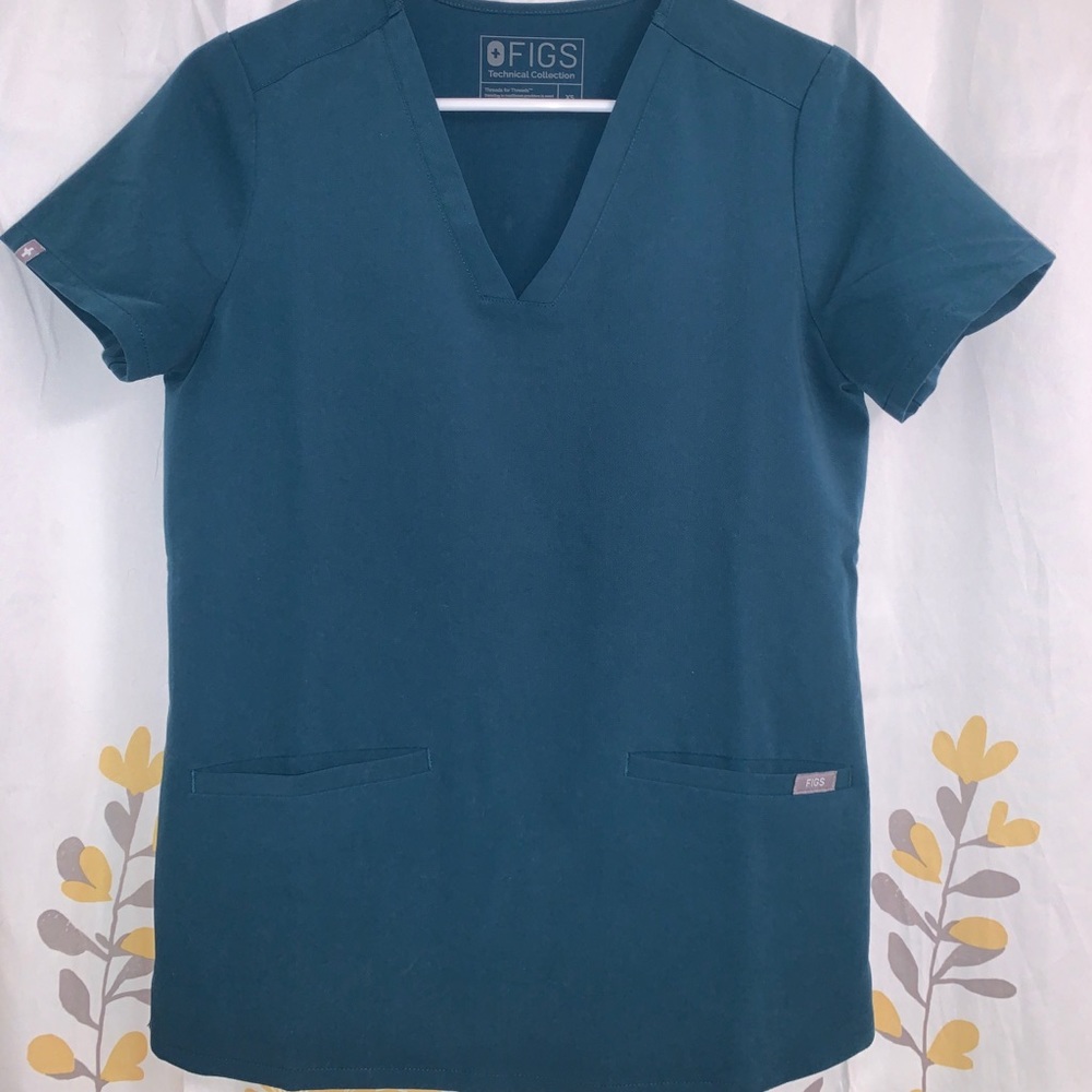 Women’s Figs Scrubs